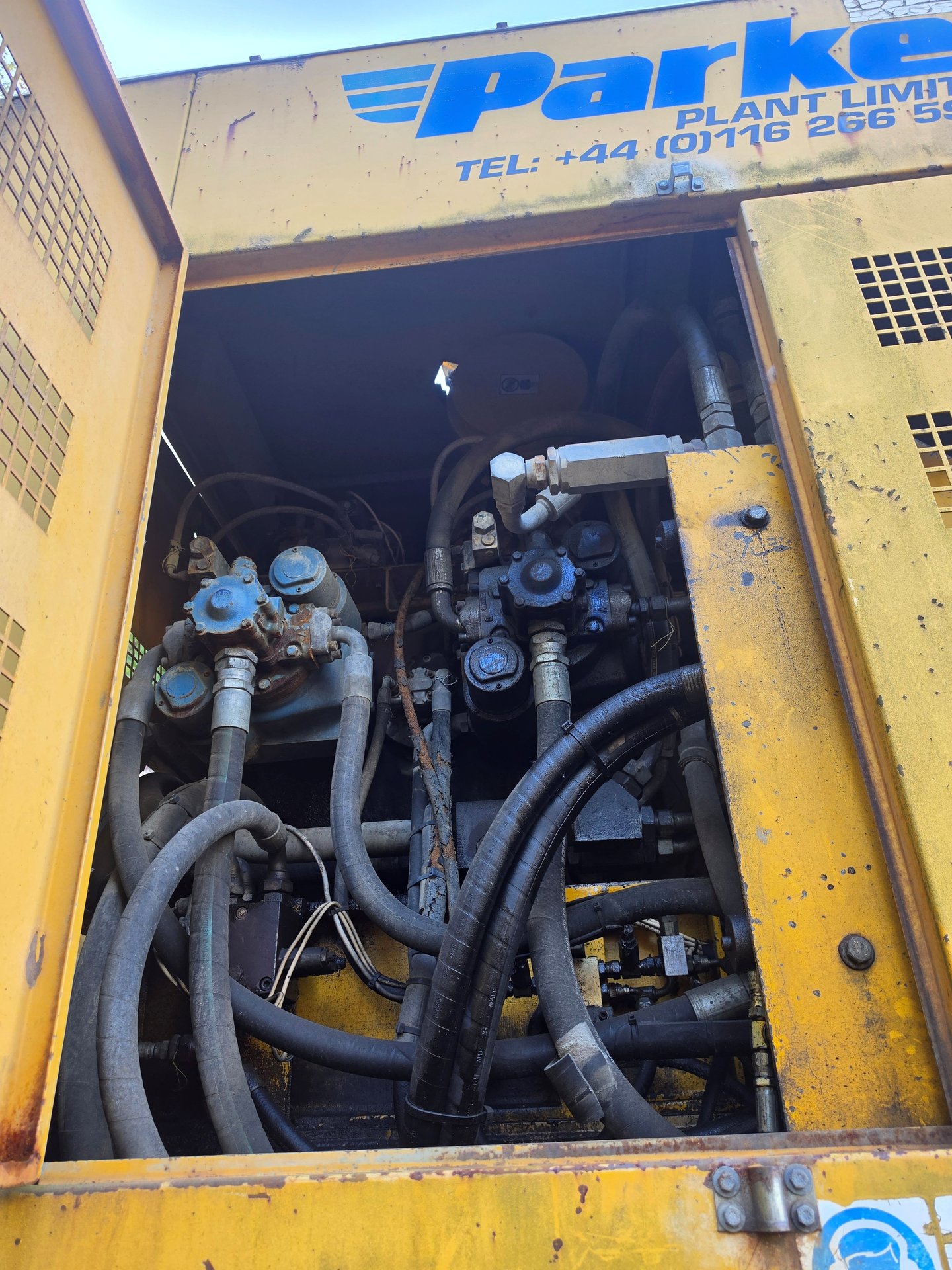 1999 Parker RT1165 Jaw Crusher