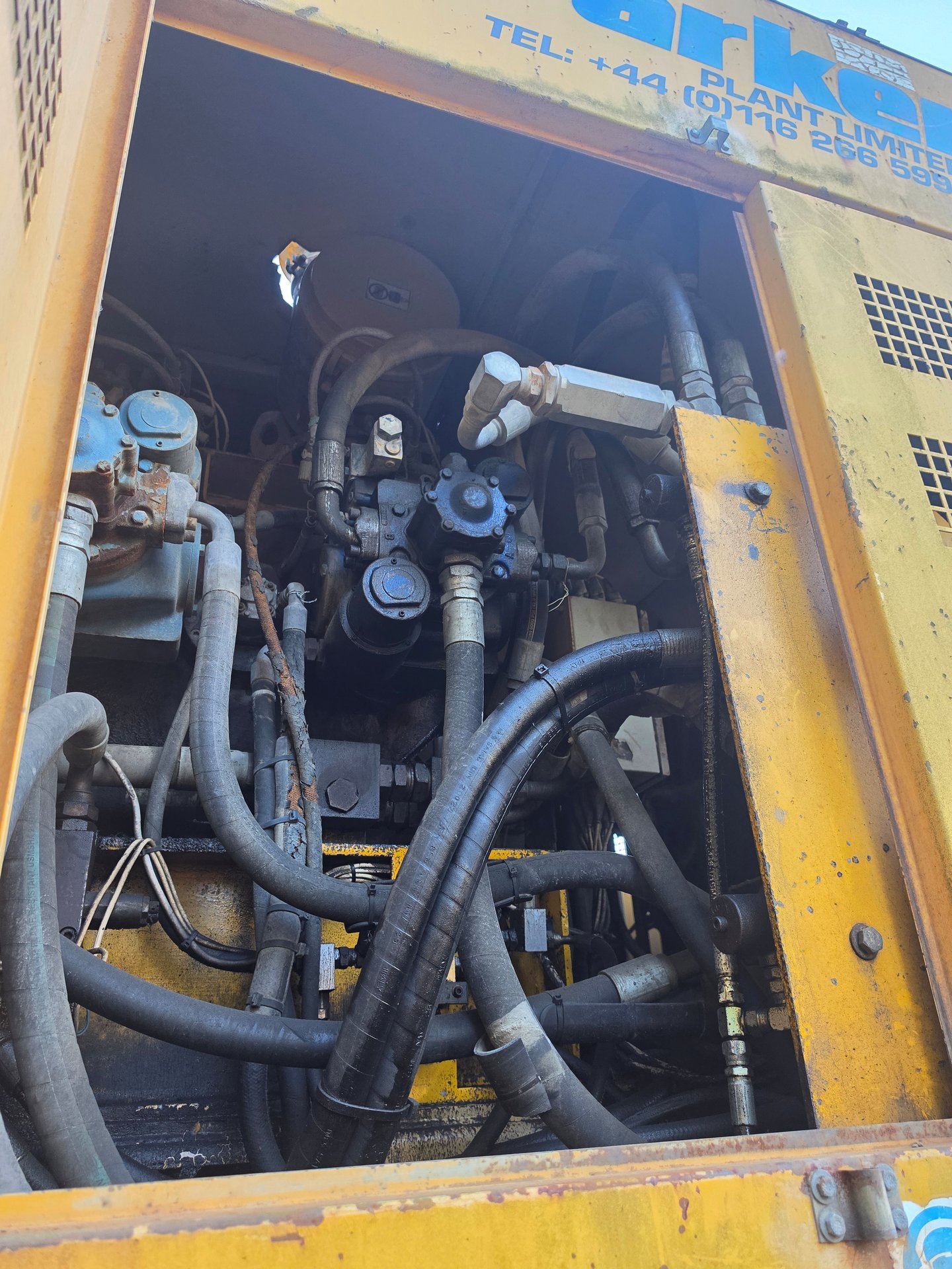 1999 Parker RT1165 Jaw Crusher