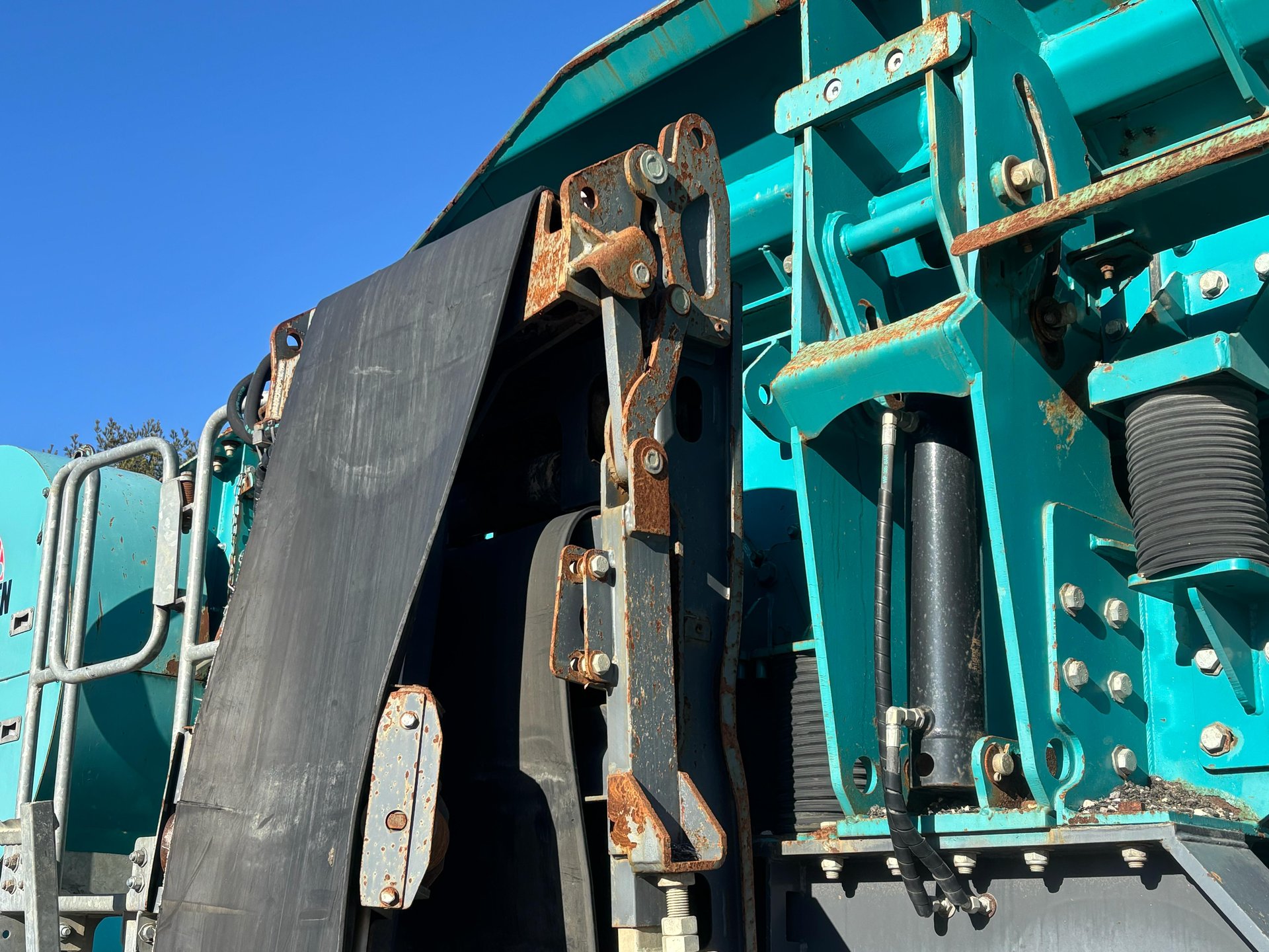 2014 Powerscreen Premiertrak 300 Prescreen Jaw Crusher