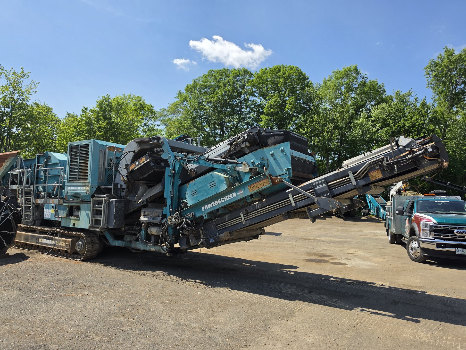 2016 Powerscreen Trakpactor 320SR Prescreen Impact Crusher