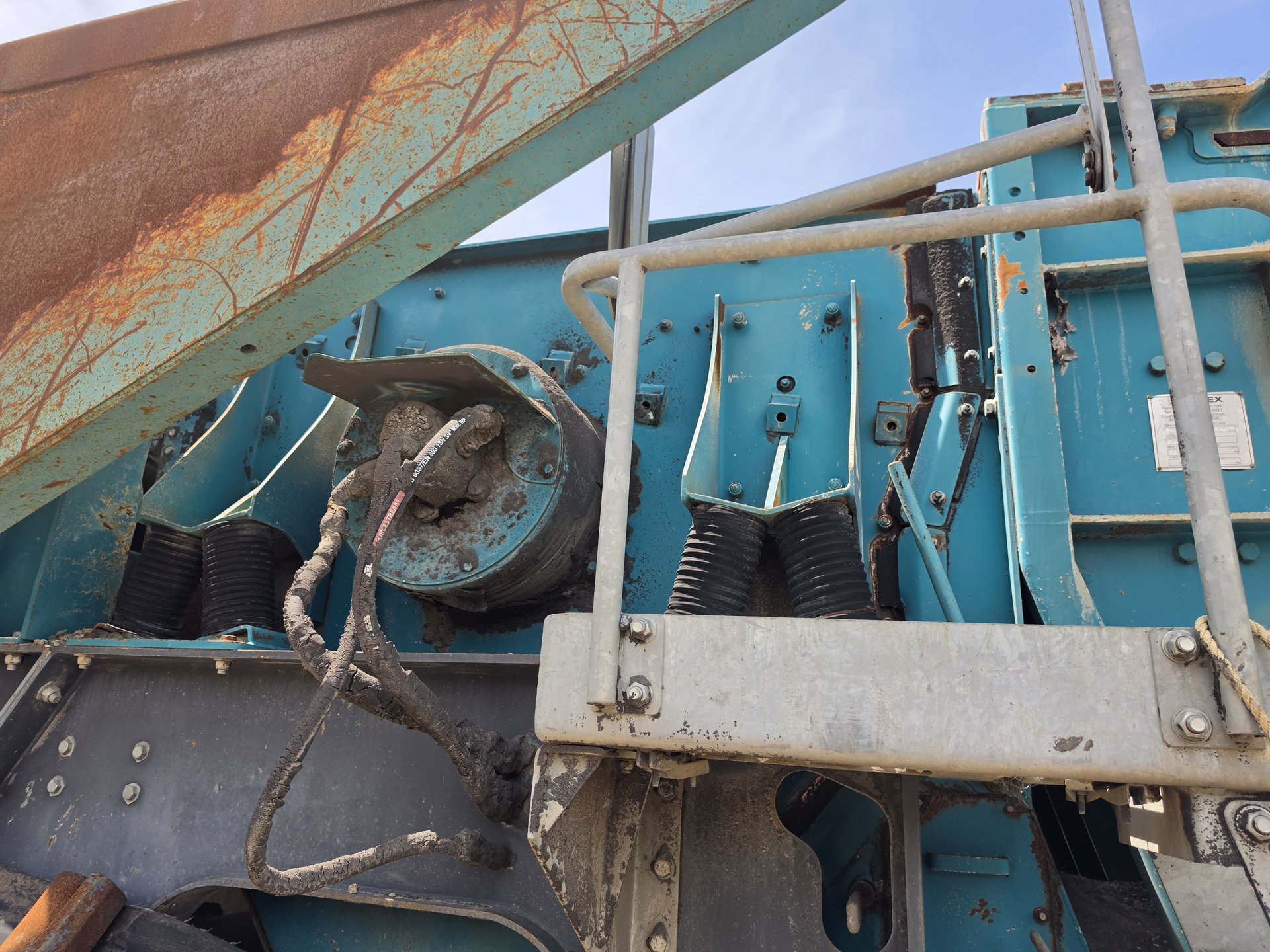 2016 Powerscreen Trakpactor 320SR Prescreen Impact Crusher