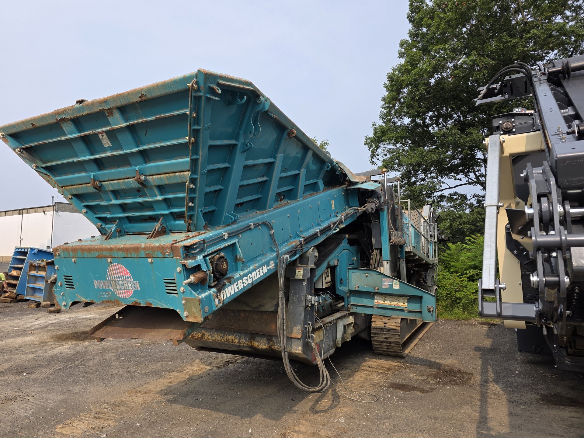 2017 Powerscreen Warrior 2100 Apron Screen
