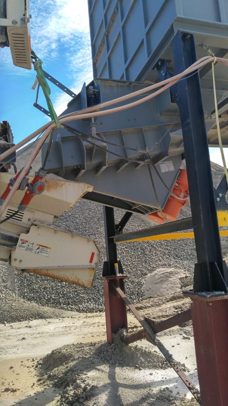 2019 MEKA 30M Surge Bin Hopper Feeder