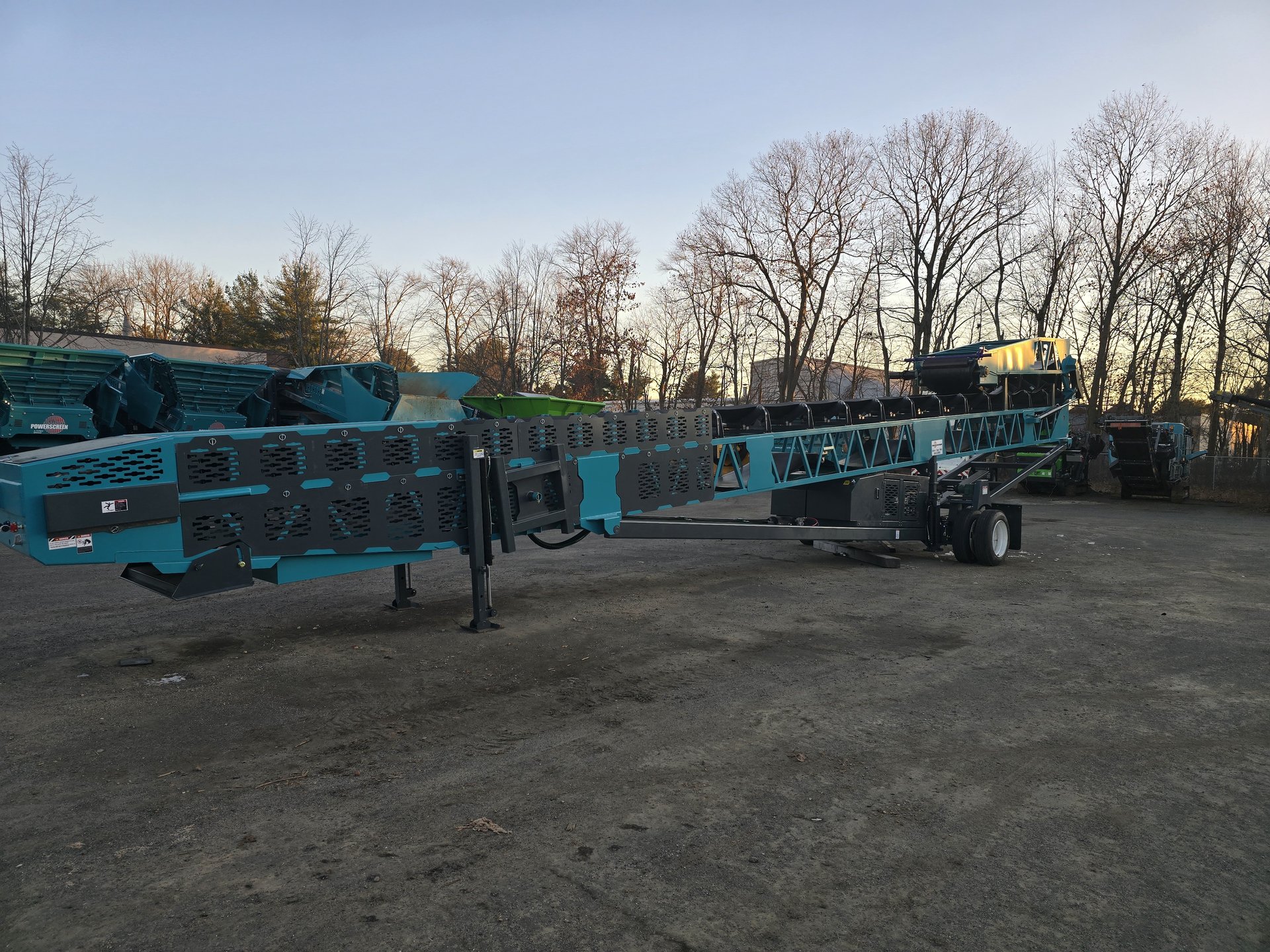 2024 JP Conveyors 36x80 with Engine Wheeled Conveyor