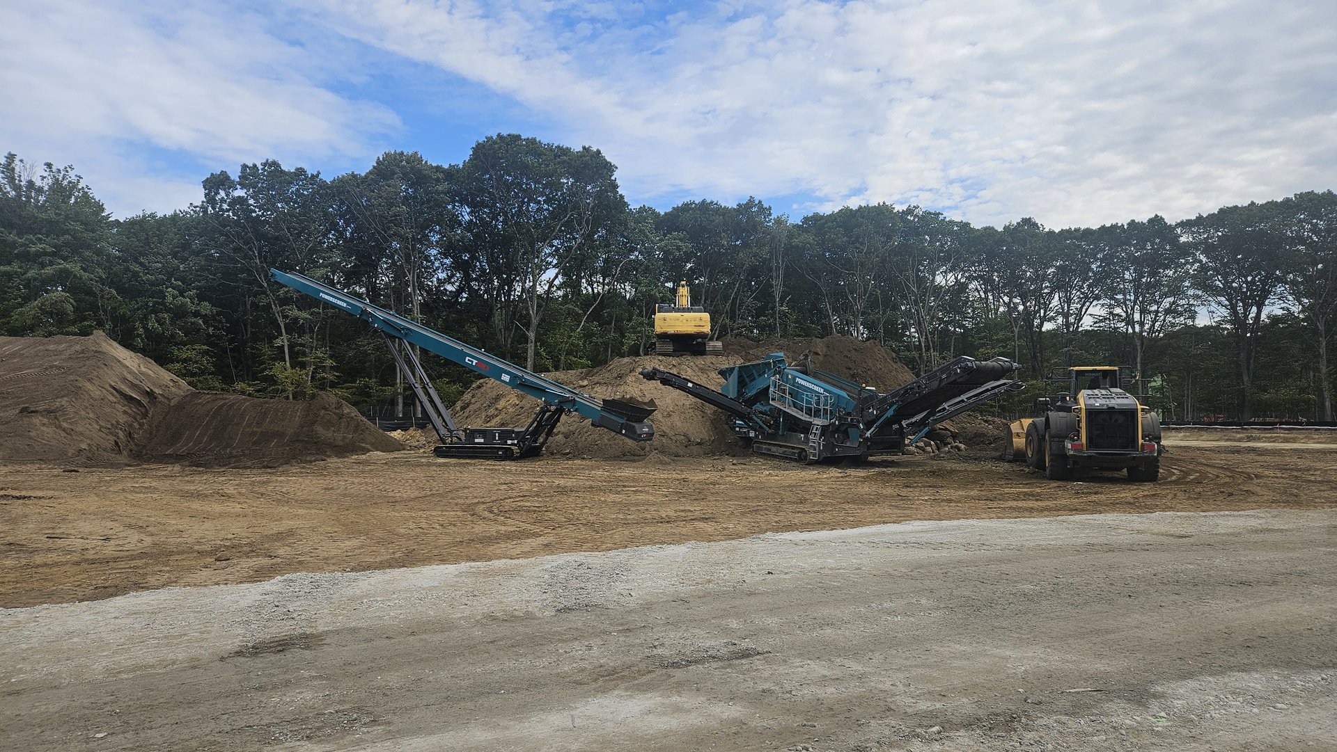 2024 Powerscreen Warrior 1800X Screen