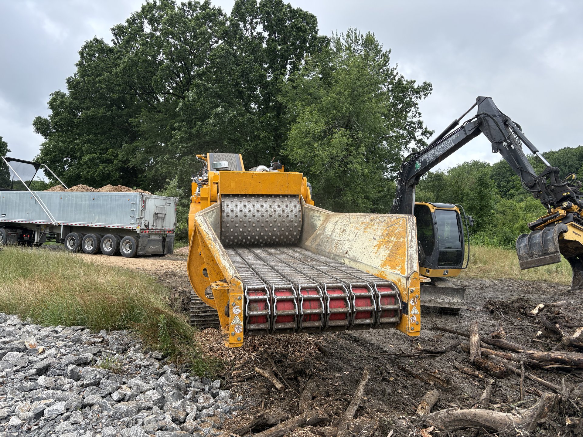 2025 CBI 5900T Horizontal Grinder