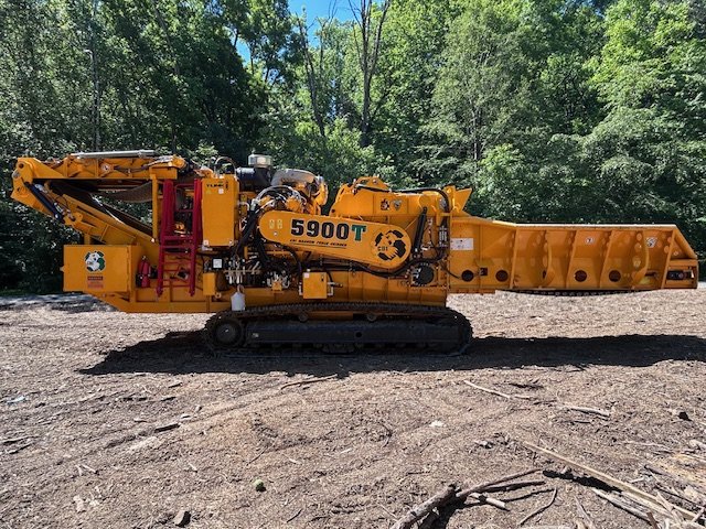 2025 CBI 5900T Horizontal Grinder