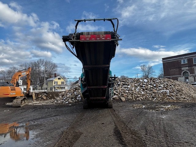 2025 Powerscreen Premiertrak 330 Jaw Crusher