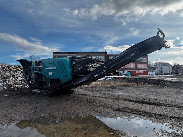 2025 Powerscreen Premiertrak 330 Jaw Crusher
