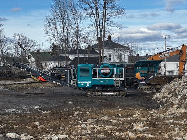 2025 Powerscreen Premiertrak 330 Jaw Crusher
