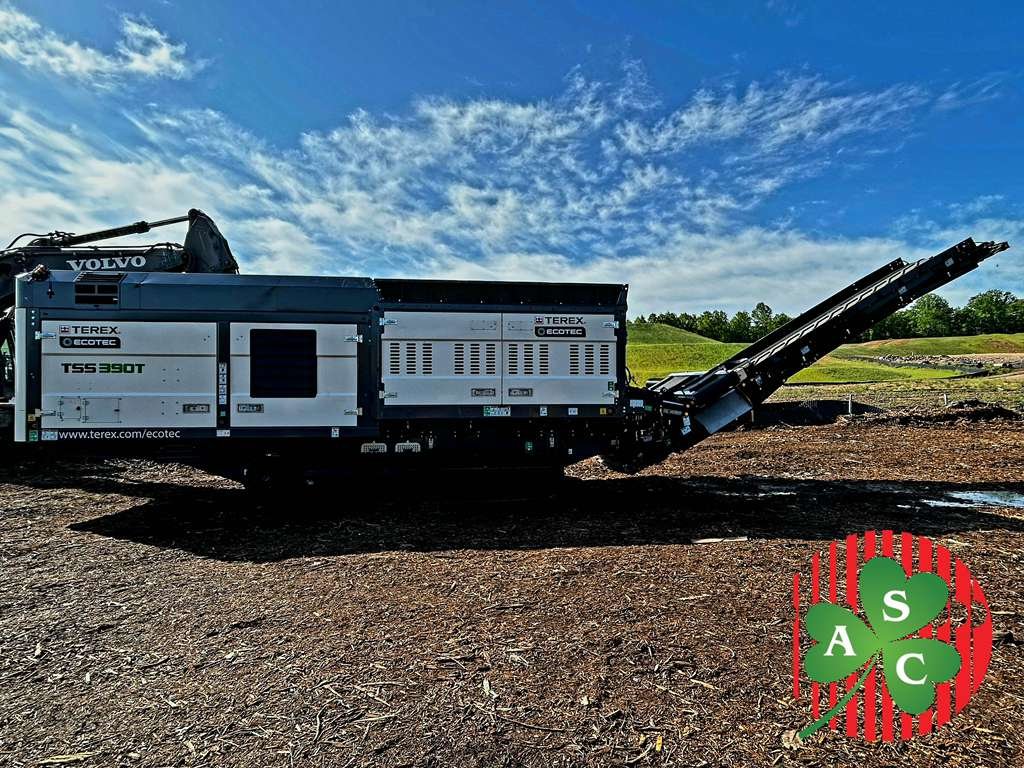 2025 Terex Ecotec TSS390T Shredder
