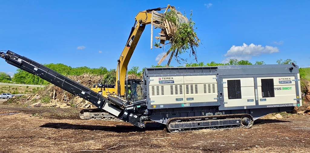 2025 Terex Ecotec TSS390T Shredder