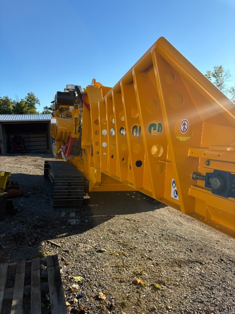 2026 CBI 6800CT Horizontal Grinder - Image 3