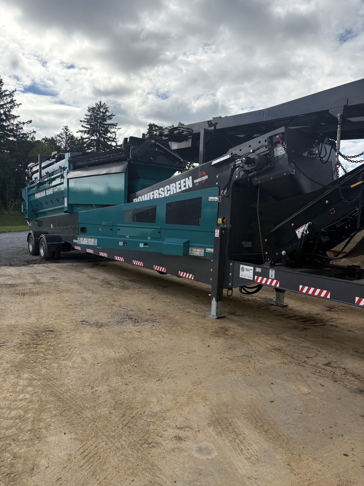 2026 Powerscreen Phoenix 1600W Tipping Grid Trommel Screen - Image 4